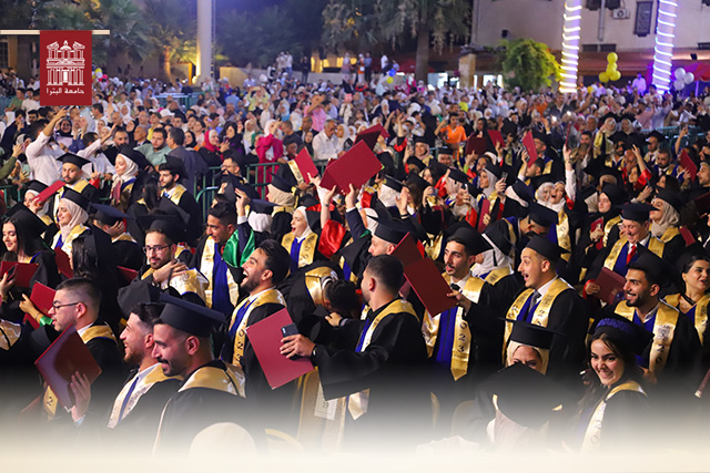 At the Second Semester Students’ Graduation Ceremony, President of University of Petra Announces the Beginning of Receiving Applications to Register in the Faculty of Dentistry